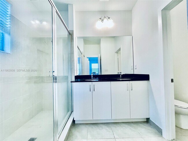 Building Photo - 5673 Cerva Ln