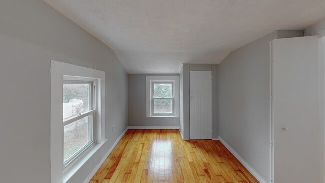 Building Photo - 15 Union St