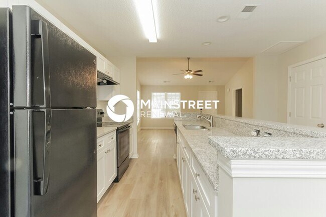 Building Photo - 3 Bedroom Pet-Friendly Home in Mooresville...