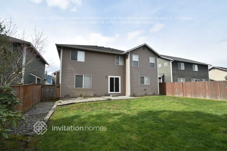 Building Photo - 5411 80th Ave NE