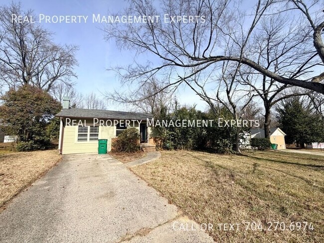 Building Photo - 3819 Langley Rd