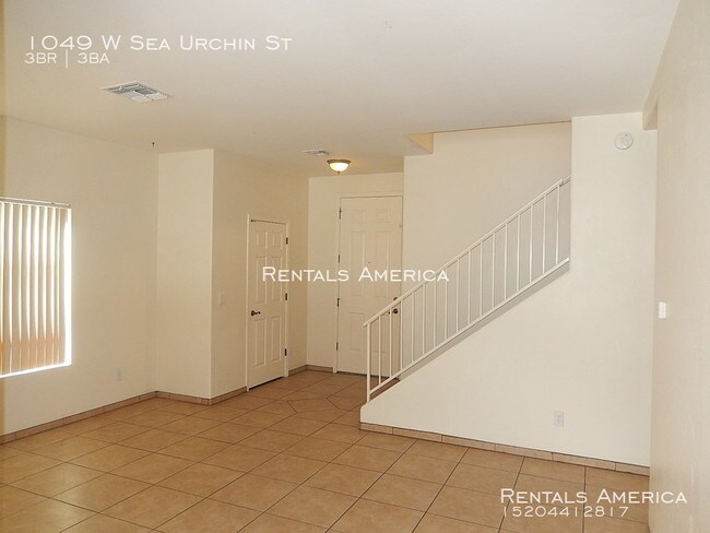 Building Photo - River Terrace - Available Now!