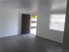 Building Photo - 1166 NE 1st St