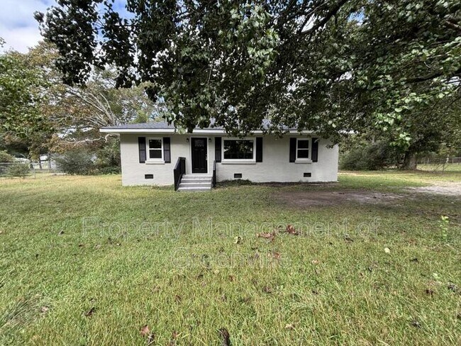 Primary Photo - 621 Hayes Rd