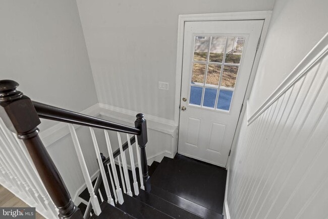 Building Photo - 418 Delview Ln