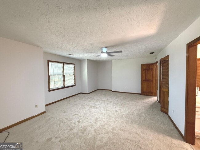 Building Photo - 3707 John Carrol Dr