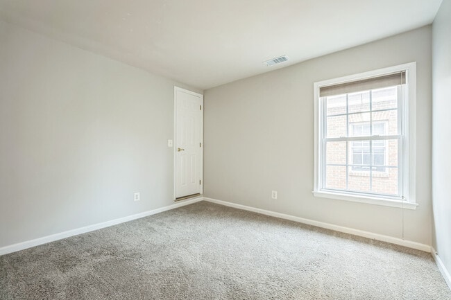 Building Photo - 4647 Red Admiral Way