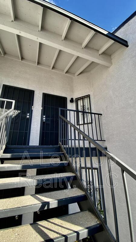 Building Photo - 234 W Laguna St