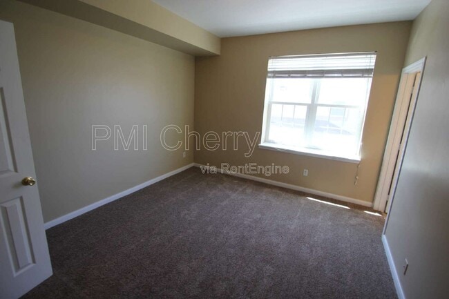 Building Photo - 12931 Ironstone Way