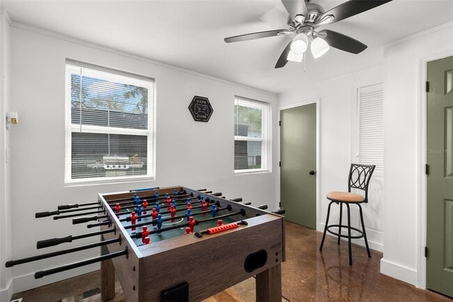 Building Photo - 1805 Springtime Ave