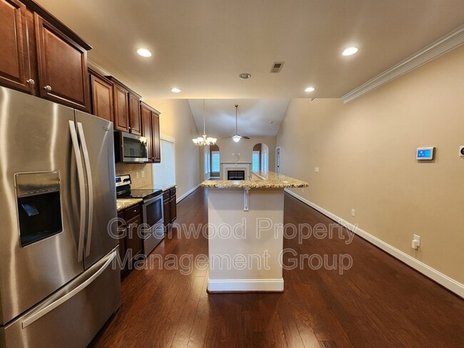 Building Photo - 649 Nikyle Cir