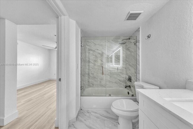 Building Photo - 2516 Centergate Dr