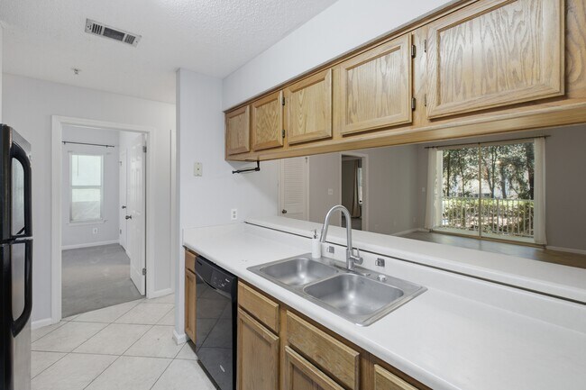 Building Photo - 200 Sandestin Ln