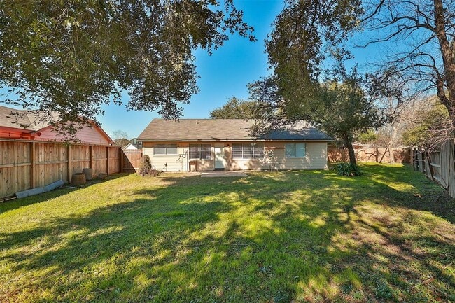 Building Photo - 7306 Thistleglen Cir
