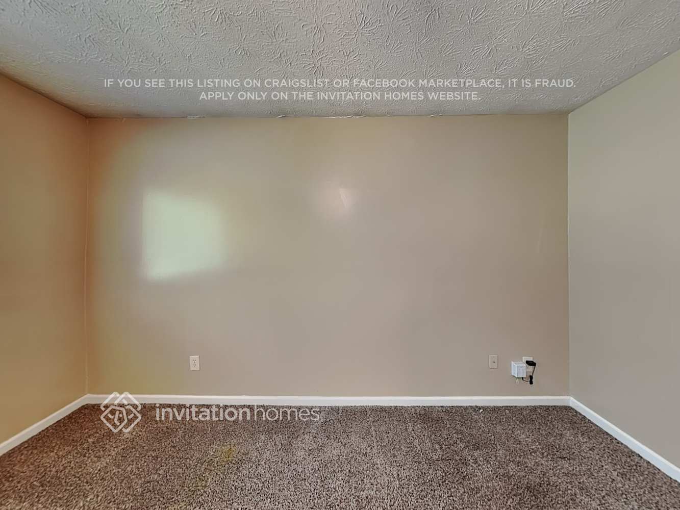 Building Photo - 2463 Mistletoe Ln SW