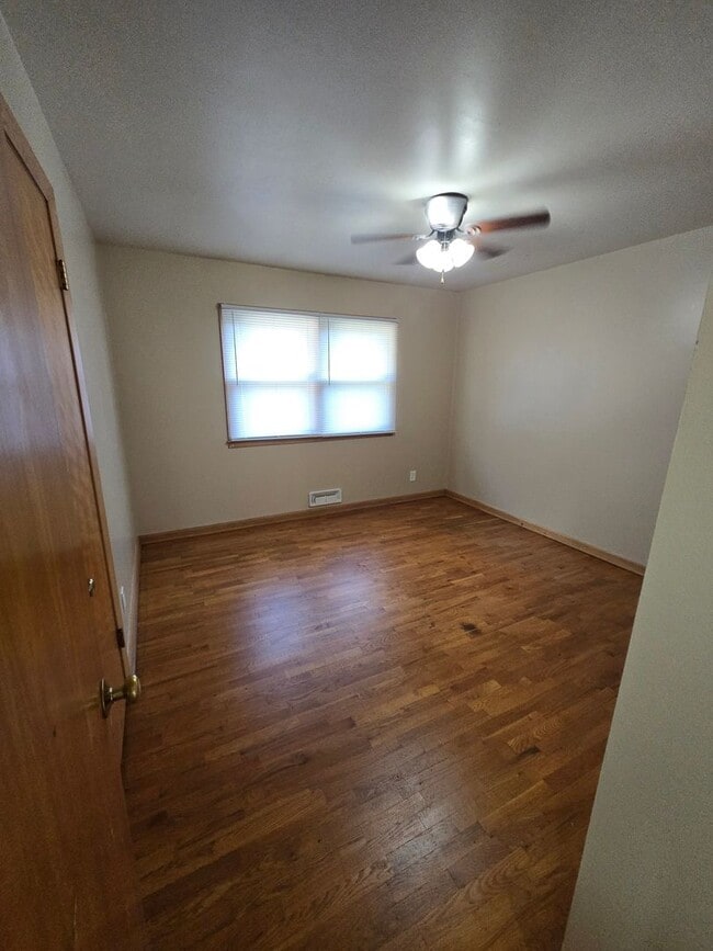 Building Photo - Remodeled 3-4 Br, 2 Bath Ranch style home, fenced in yard, garage, patio, full basement