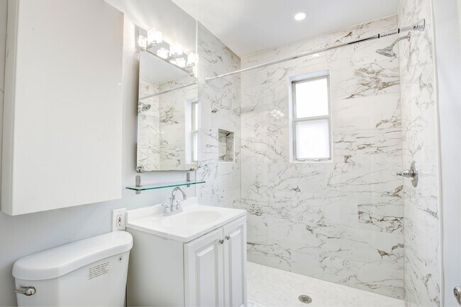 Building Photo - Charming 2-Bedroom Chevy Chase Condo! Parking and Utilities Included!