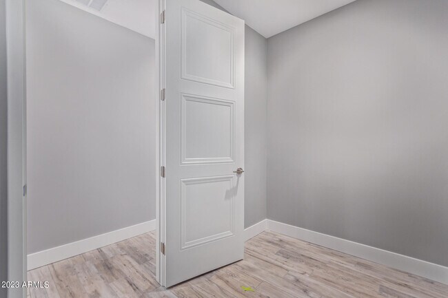 Building Photo - 7550 E Osborn Rd