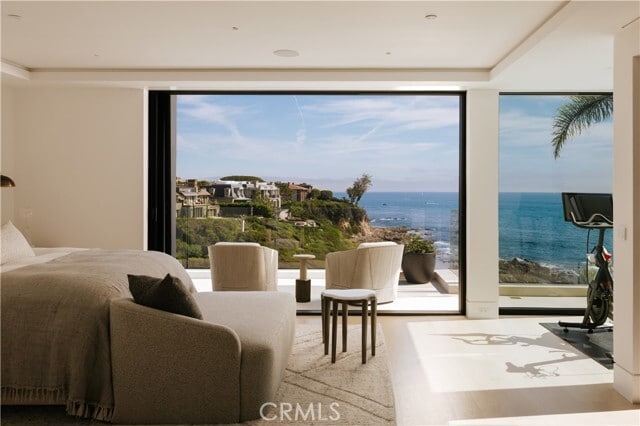 Building Photo - 212 Hazel Dr