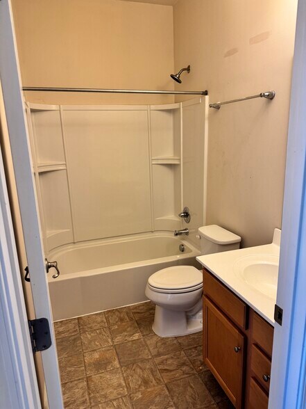 Building Photo - 4369 Pickney Ln