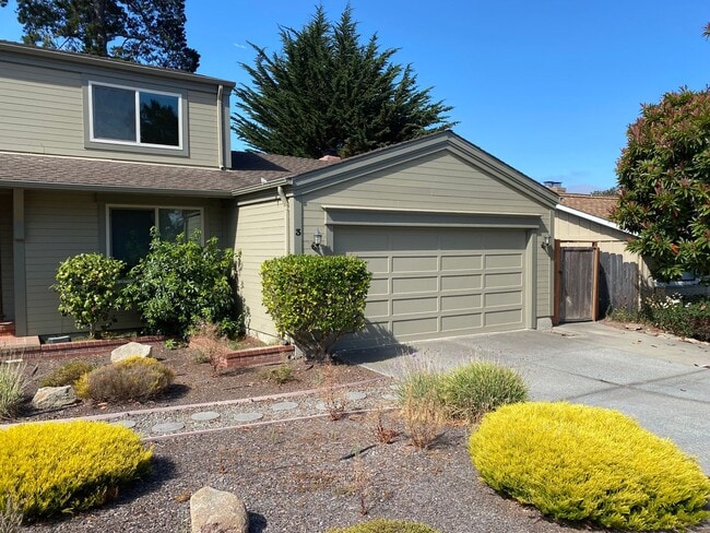 Building Photo - COMING SOON - Incredible Deer Flats Home