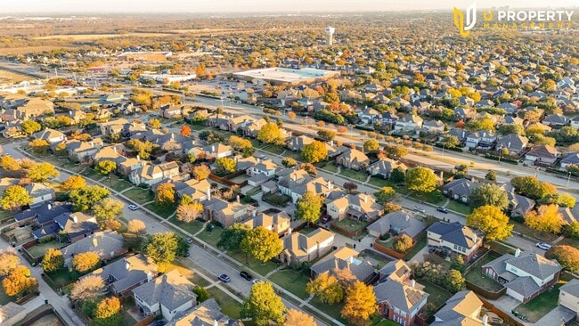 Building Photo - What's special