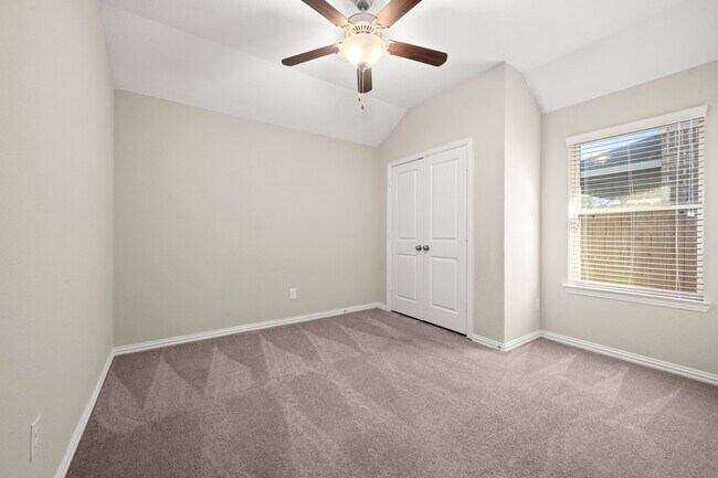 Building Photo - 2939 Twin Cove Ct