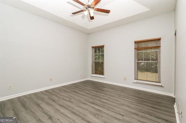 Building Photo - 3815 Landgraf Cove