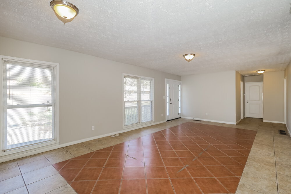 Building Photo - 369 Windemere Way