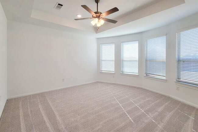 Building Photo - 25737 Damask Dr