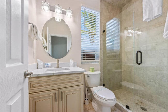 Building Photo - 3708 Gulf Dr