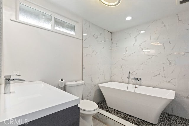 Building Photo - 13643 Frady Ave