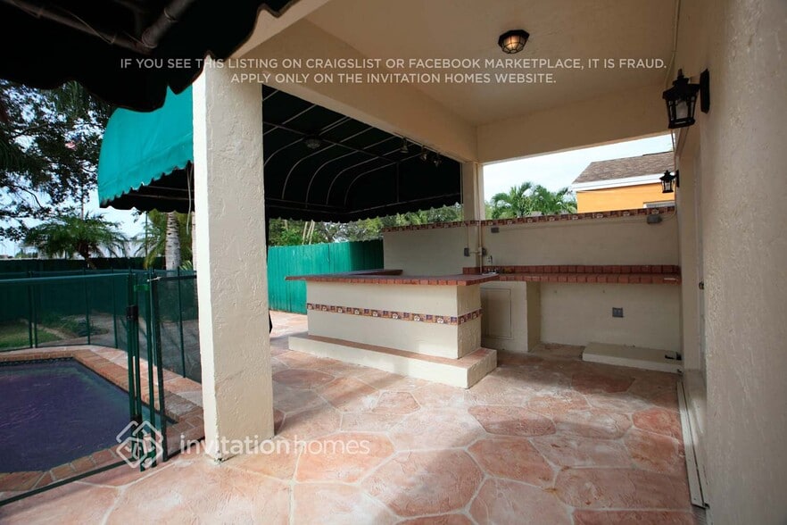 Building Photo - 14224 SW 111th Ln