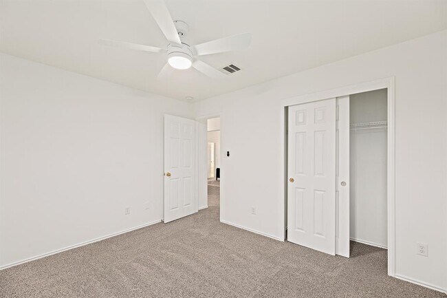 Building Photo - 3477 Flowstone Ln