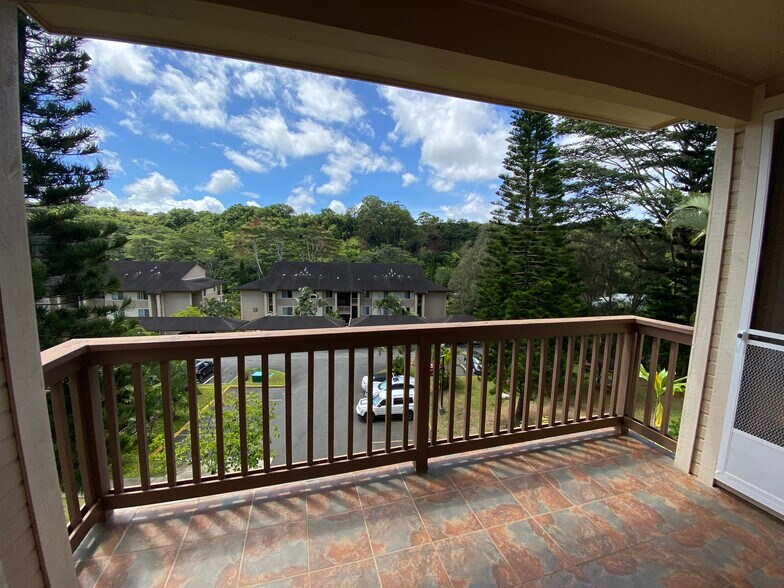Lanai - 95-976 Wikao St