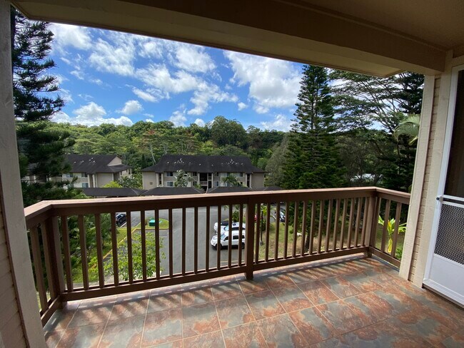 Lanai - 95-976 Wikao St