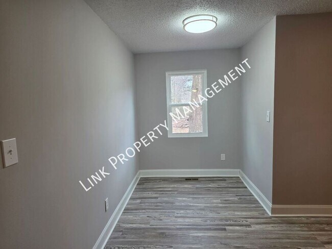 Building Photo - 6108 Ramsey Rd