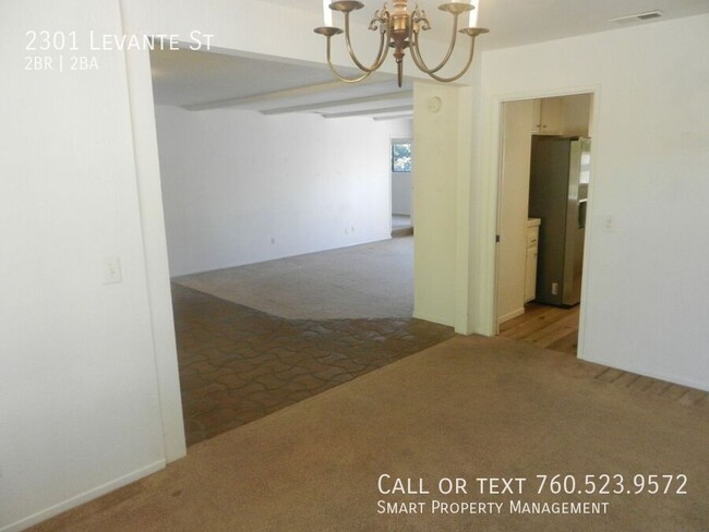 Building Photo - Great Carlsbad location! 2 Bedroom + offic...