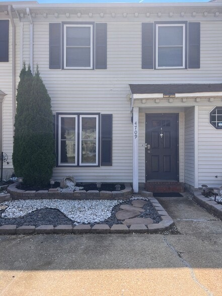 Building Photo - 4709 Woods Edge Rd