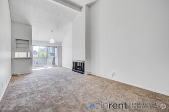 Building Photo - 2 br, 2 bath Condo - 10303 Summertime Ln, ...