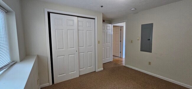 Building Photo - 19 Mc Donald St