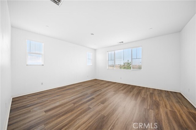 Building Photo - 3497 E Garrick St