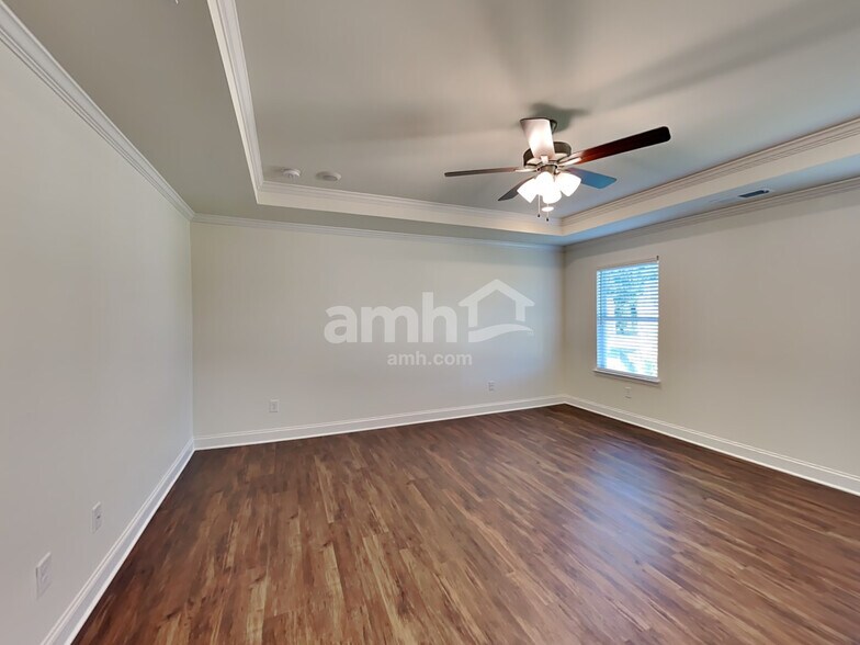 Building Photo - 788 Carnaby Ln