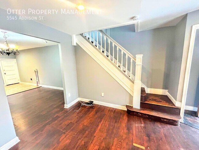 Building Photo - Spacious 3BR/1BA West Philly Home on Tranq...