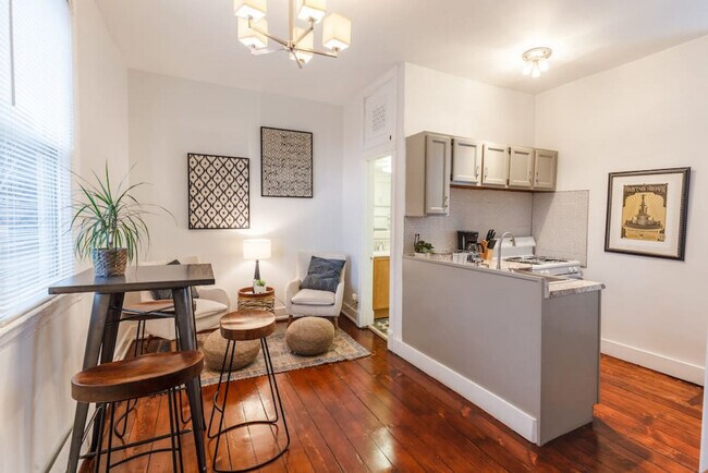 Building Photo - 11 Catlin Alley