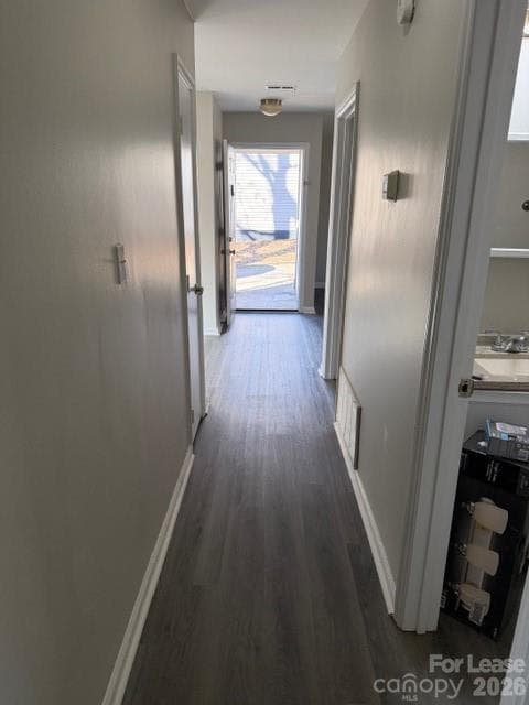 Building Photo - 6827 Delta Lake Dr