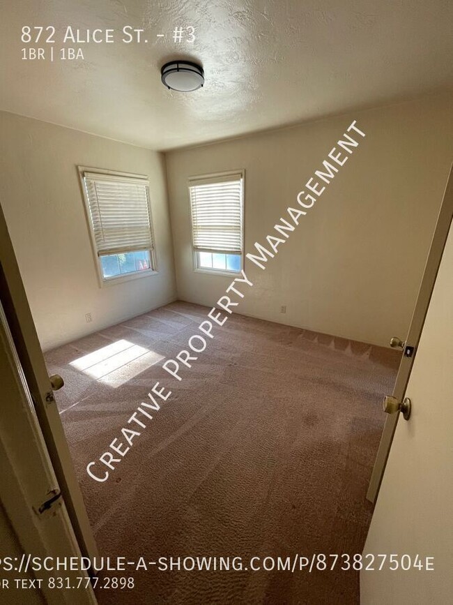 Building Photo - 1 Bedroom Apartment in Monterey, CA 93940