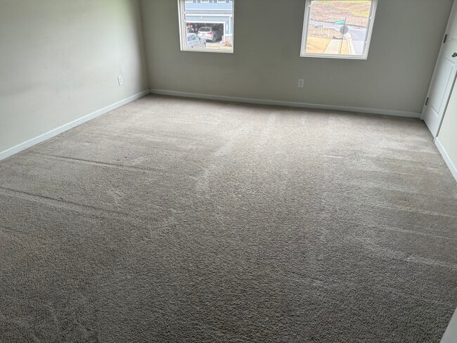 Building Photo - 4129 Chambord Dr