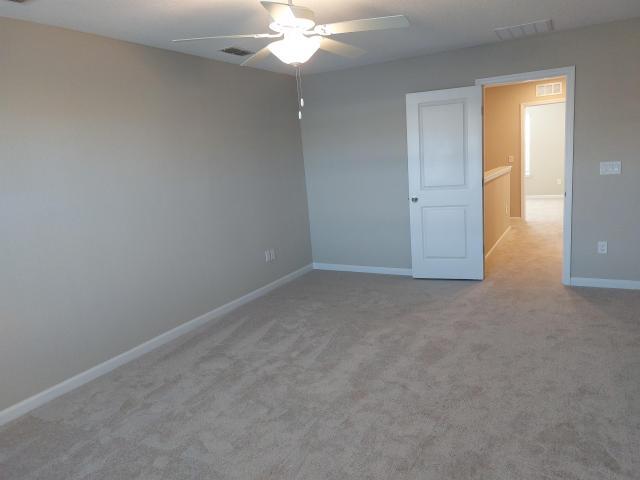Building Photo - 3 bedroom in Jacksonville FL 32246