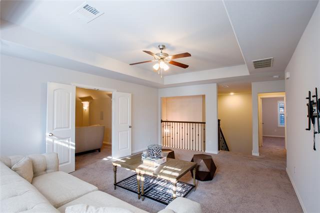 Building Photo - 2520 Saffire Way